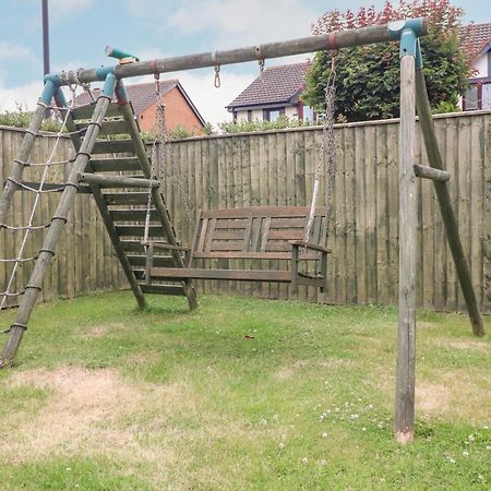 23 Wolsey Close Thornton  Dış mekan fotoğraf